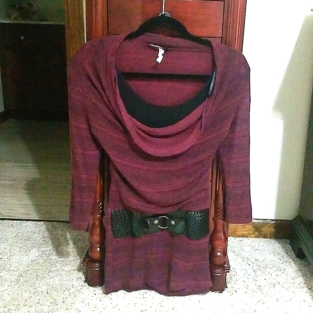 Small Woman's Marroon shirt/dress with accent belt in front